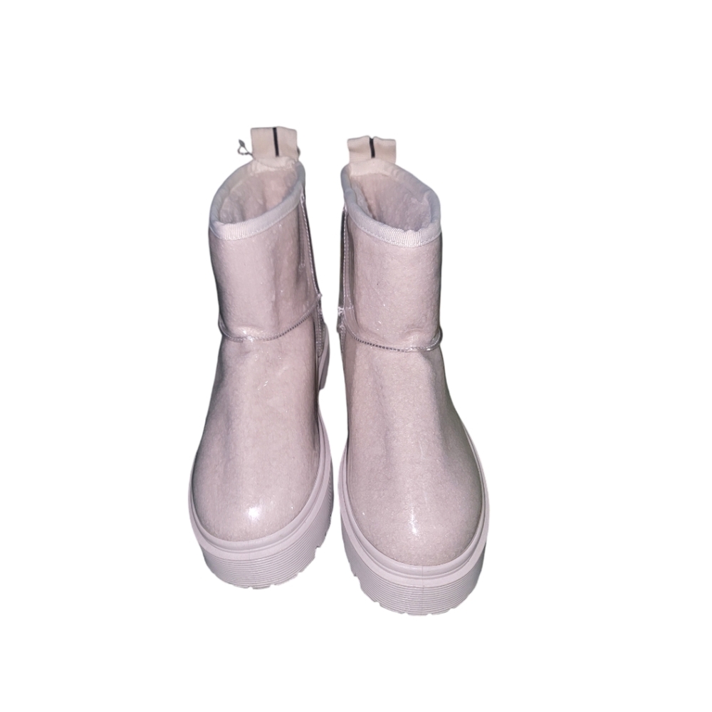 NWOT Steve Madden Fur Lined Clear Rain/Snow Boots Women's size 5.5 - Picture 1 of 3